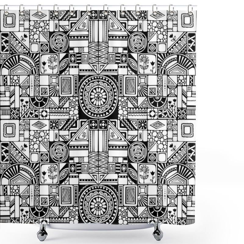 Personality  Doodles Seamless Pattern. Shower Curtains