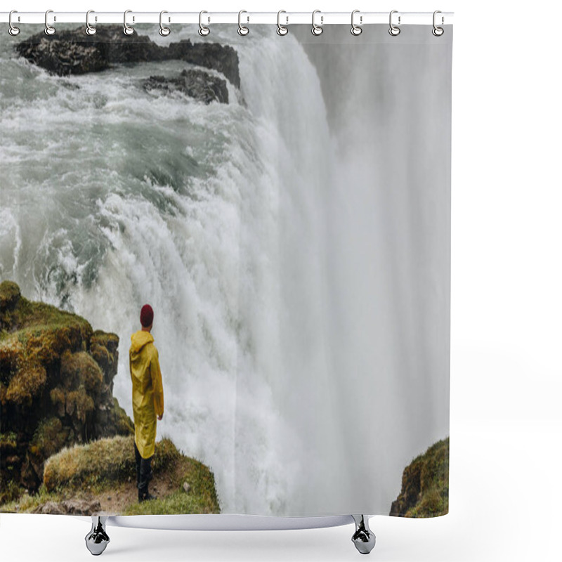 Personality  Traveler Shower Curtains