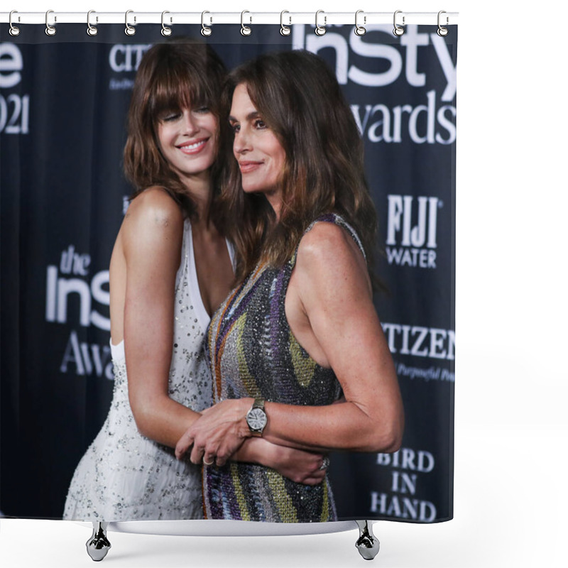 Personality  Model Kaia Gerber And Mother/model Cindy Crawford Arrive At The 6th Annual InStyle Awards 2021 Held At The Getty Center On November 15, 2021 In Los Angeles, California, United States.  Shower Curtains