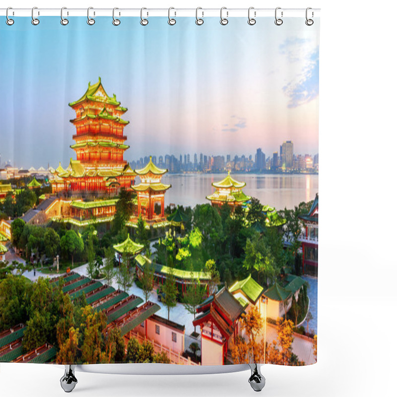 Personality  Chinese Classical Architecture Shower Curtains