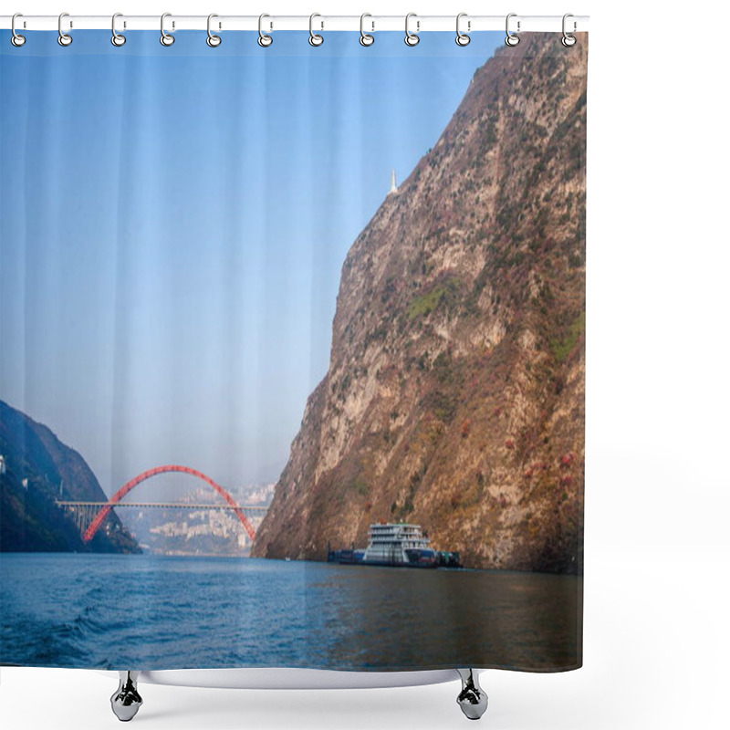 Personality  Yangtze River Three Gorges Wu Gorge Shower Curtains