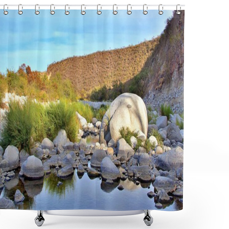 Personality  A Stunning View Of A Tranquil Desert Oasis With Vibrant Green Palm Trees Lining A Winding Turquoise Stream. Surrounded By Rocky Terrain And Arid Vegetation, This Picturesque Scene Captures The Serene Beauty Of Nature In A Remote And Rugged Setting. Shower Curtains