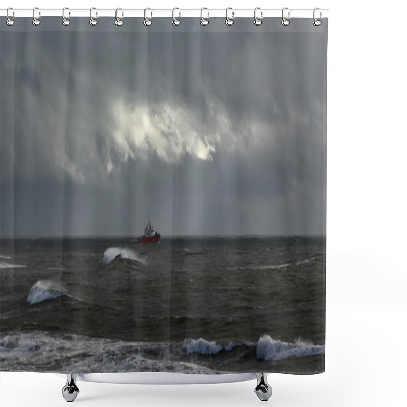 Personality  Tugboat Shower Curtains