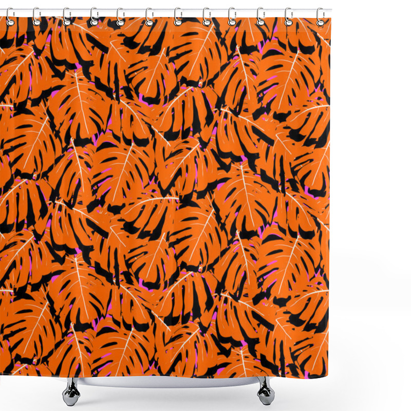 Personality  Seamless Pattern With Tropical Leaves Shower Curtains