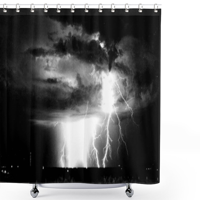 Personality  Natural Lightning During Storm Black And White HDR Background Shower Curtains