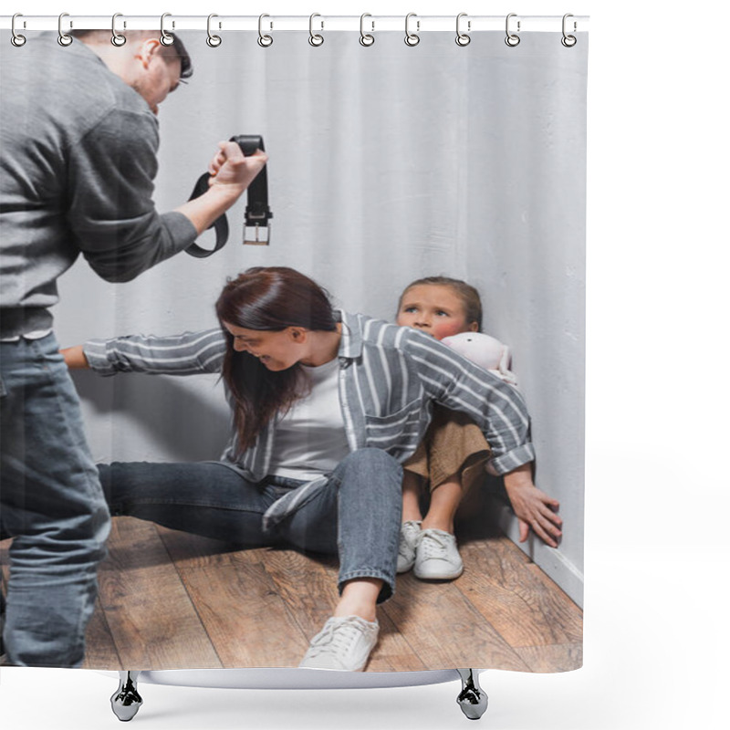 Personality  Screaming Woman Hiding Child Near Husband With Waist Belt On Blurred Foreground  Shower Curtains