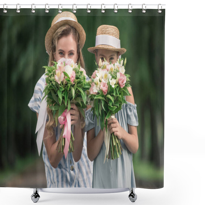 Personality  Happy Mother And Daughter In Straw Hats Posing With Flower Bouquets In Front Of The Faces Shower Curtains