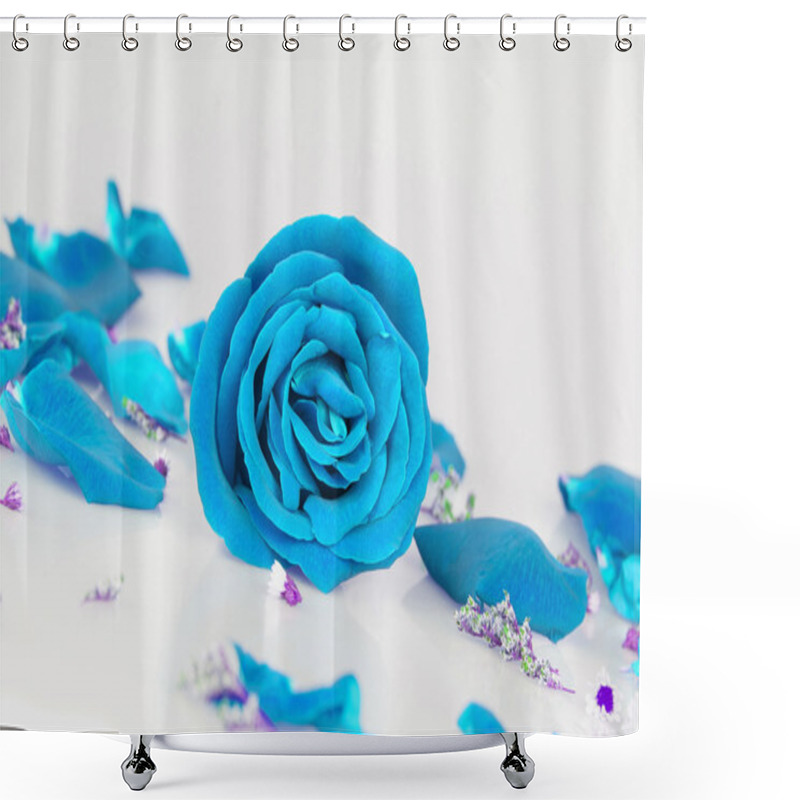 Personality  Dye Blue Rose With  Rose Petals Shower Curtains