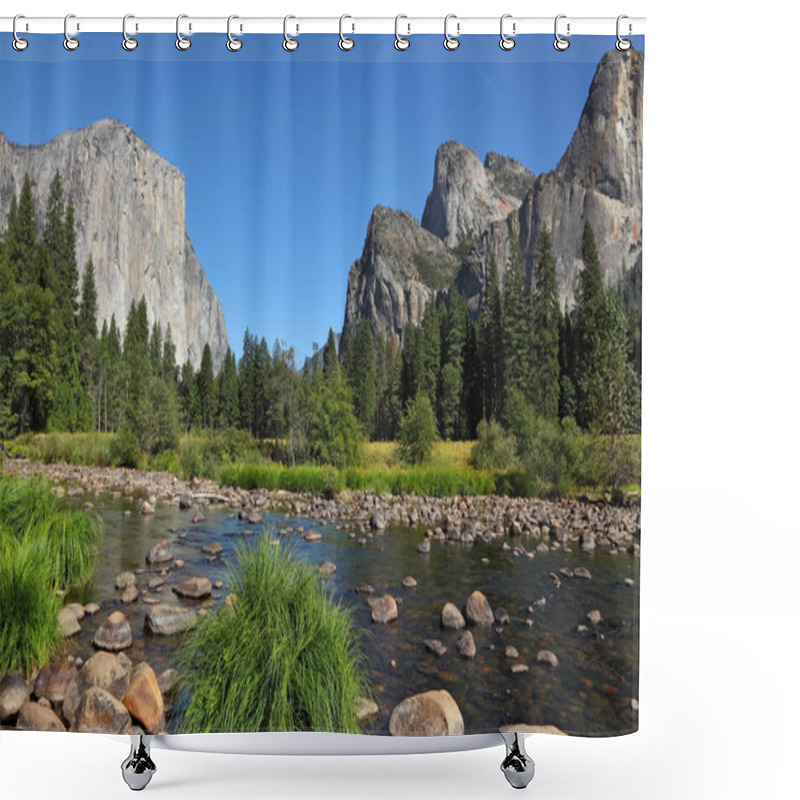 Personality  Fine Autumn Day Shower Curtains