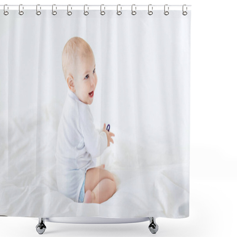 Personality  Baby Boy Sitting On Bed    Shower Curtains