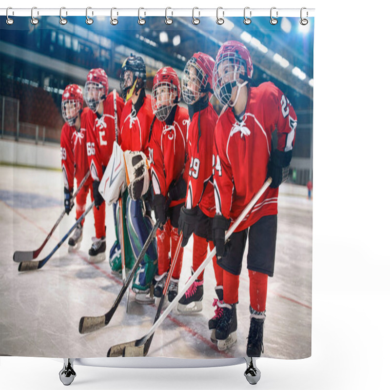 Personality  Young Hockey Team - Children Play Ice Hockey Shower Curtains