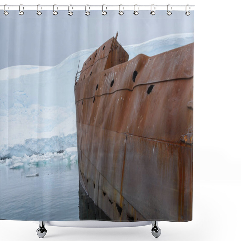 Personality  Old Rusty Ship View Shower Curtains