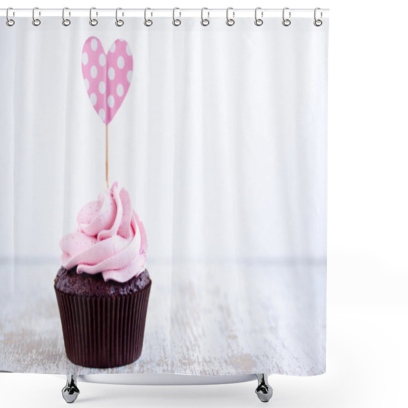 Personality  Pink Chocolate Cupcake Shower Curtains