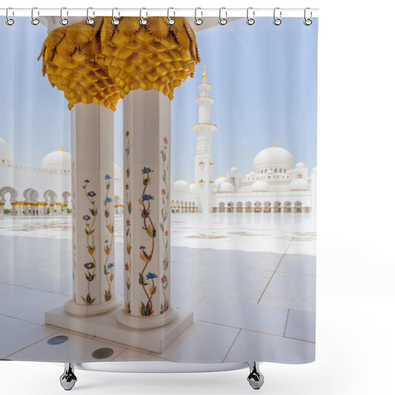 Personality  ABU DHABI, UAE - MAY 13, 2014: Sheikh Zayed Mosque In Abu Dhabi, Considered To Be The Key For Worship In The United Arab Emirates Shower Curtains