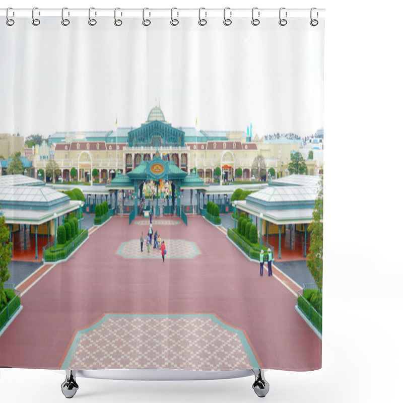 Personality  Tourists Entering Tokyo Disneyland At Main Entrance Of Tokyo Disney Resort In Urayasu, Chiba Prefecture, Tokyo, Japan Shower Curtains