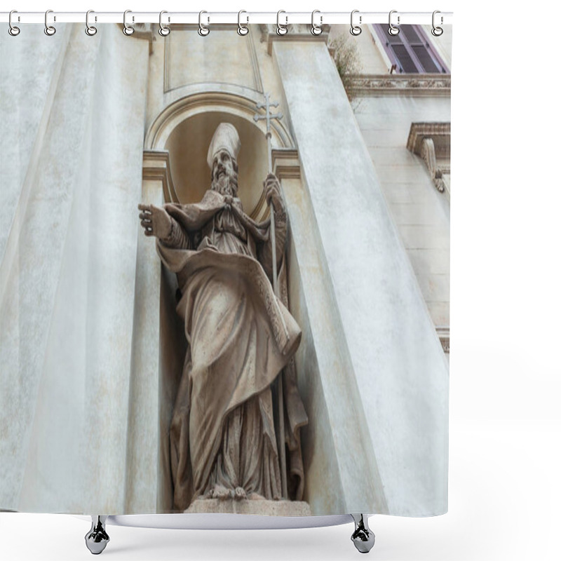 Personality  Statue Shower Curtains