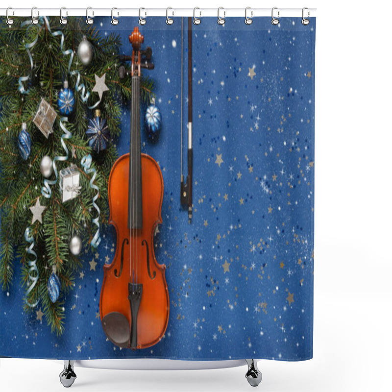 Personality  Old Violin And Fir-tree Branches With Christmas Decor With Glitter Shower Curtains