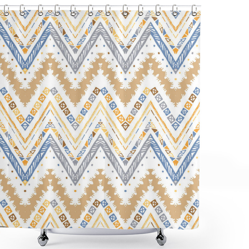 Personality  Abstract Zigzag Pattern For Cover Design Shower Curtains