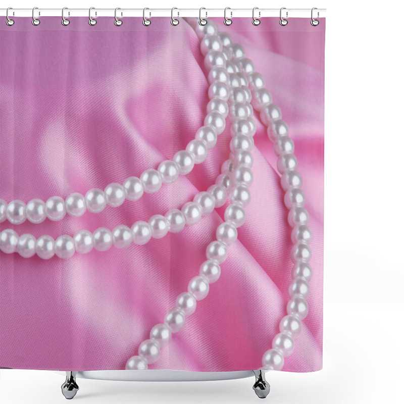 Personality  Pearl Necklace Shower Curtains