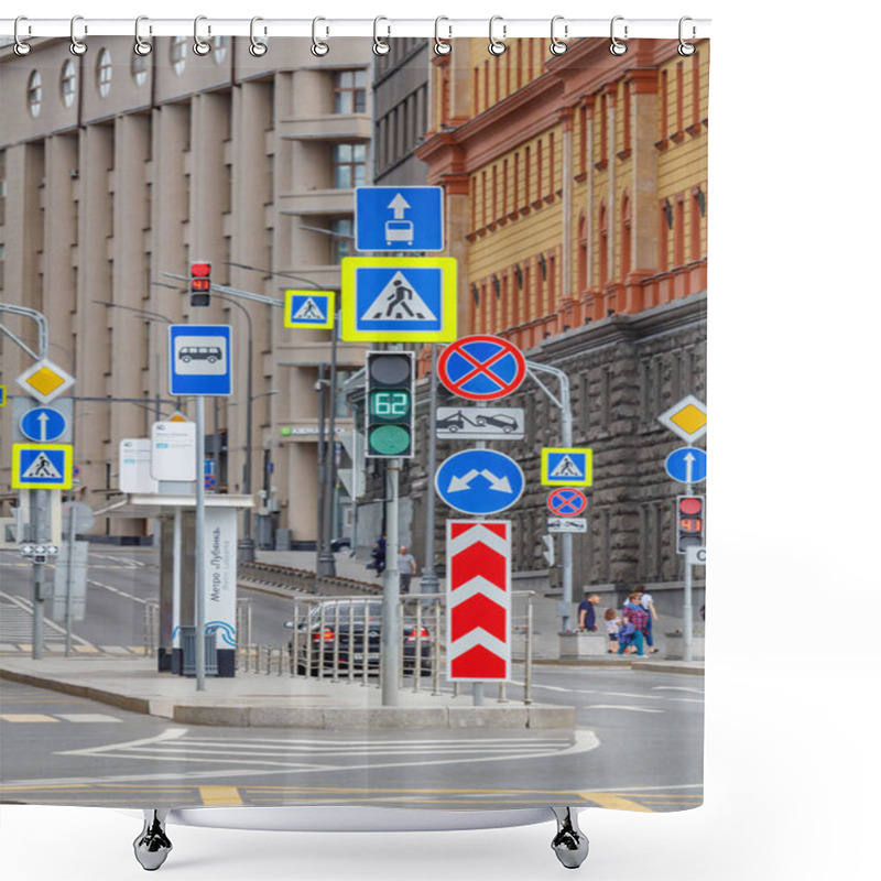 Personality  Moscow, Russia - June 02, 2019: Various Road Signs And Traffic Lights At The Intersection. View Of City Road In Moscow Downtown Shower Curtains