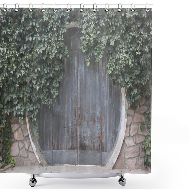 Personality  Wooden Ancient Door In Beijing Shower Curtains