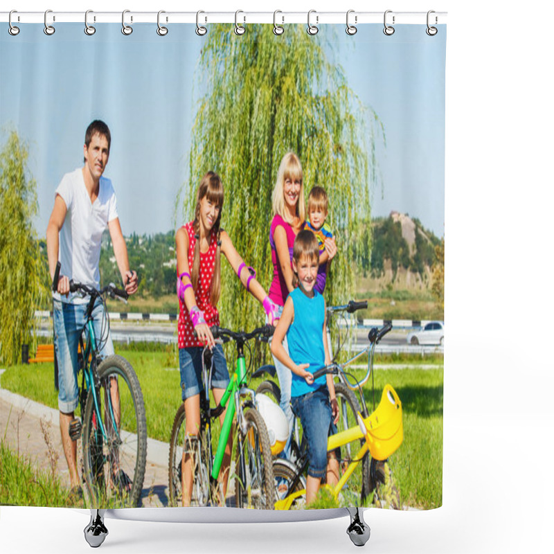 Personality  Parents And Kids Cycling Shower Curtains