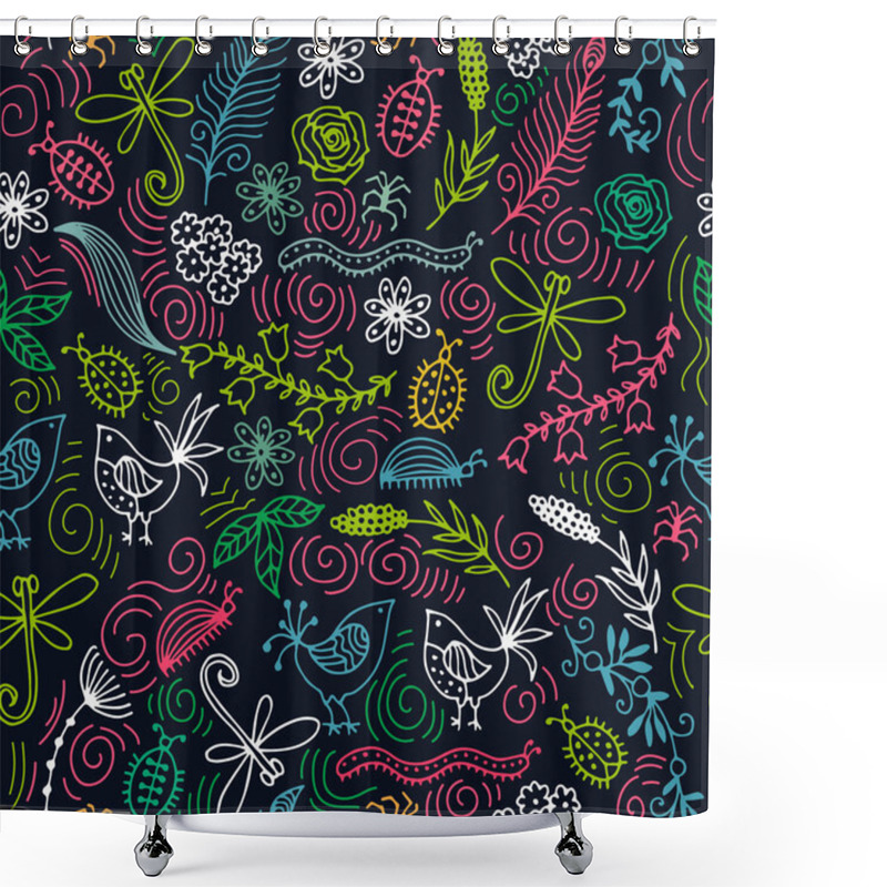 Personality  Vector Seamless Pattern With Birds, Flowers, Dragonflies And Beetles. Shower Curtains