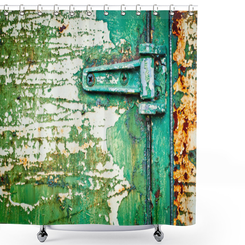 Personality  Rusty Metal Door With Hinge Cracked Paint Shower Curtains