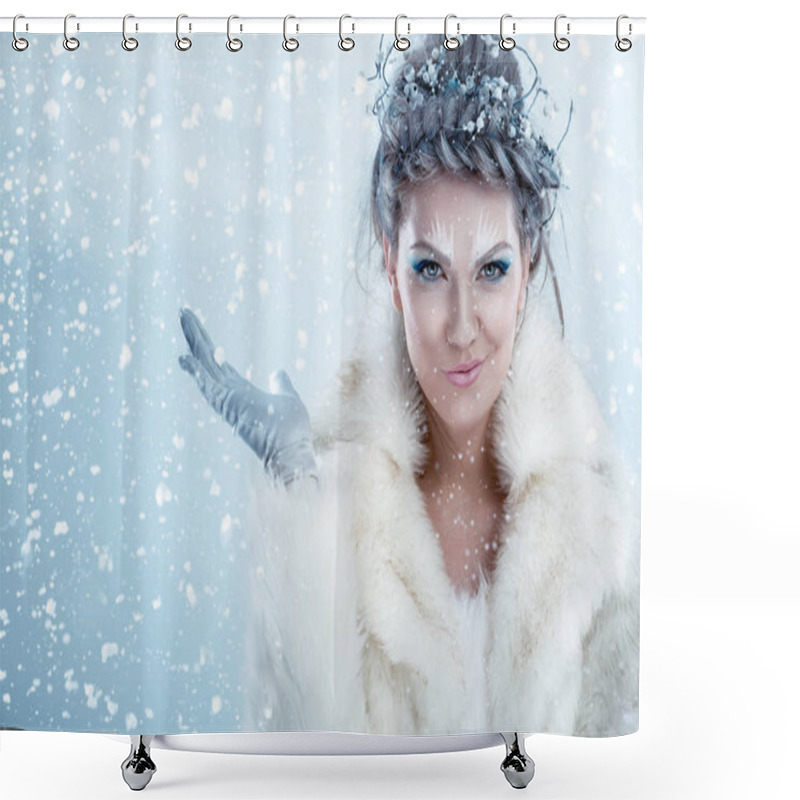 Personality  Beautiful Winter Woman Shower Curtains