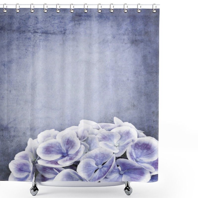 Personality  Grunge Hydrangea Shower Curtains