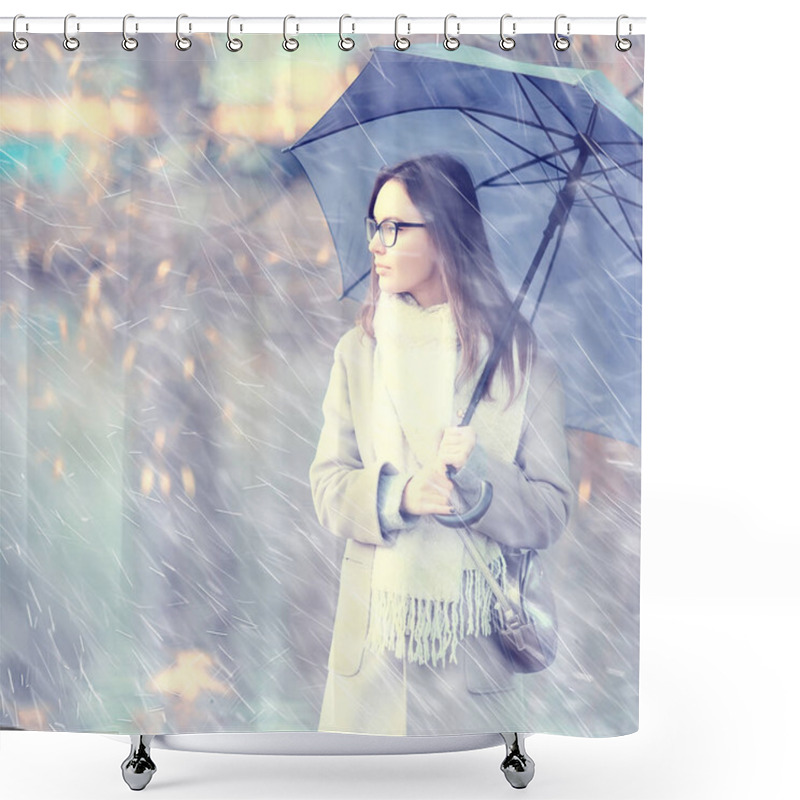 Personality  Autumn Raindrops Model / Rain Weather, Girl Autumn Look, Splashes And Raindrops In The Wind, October In The City Shower Curtains