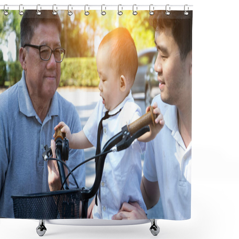 Personality  3 Generation Asian Men With Bicycle At Outdoor Park Shower Curtains