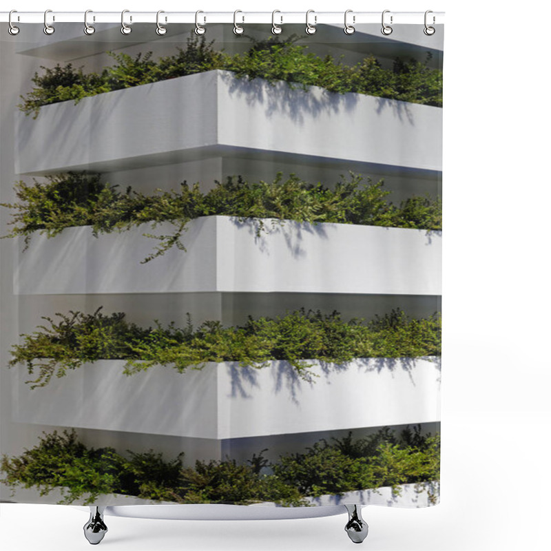 Personality  Vertical Garden Corner Shower Curtains