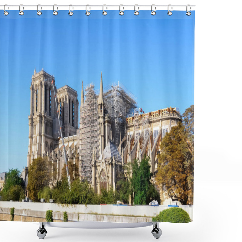 Personality  Notre De Paris Rebuilding With The Scaffolding - After The Fire In 2019 Shower Curtains