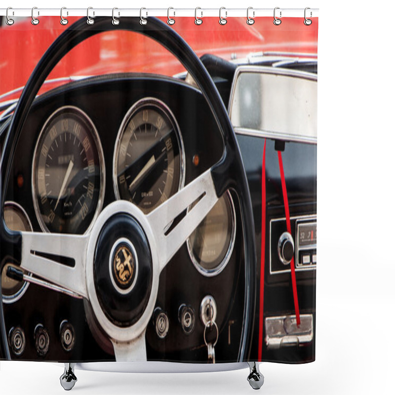 Personality  Detail Old Car Steering Wheel ALFA ROMEO Shower Curtains