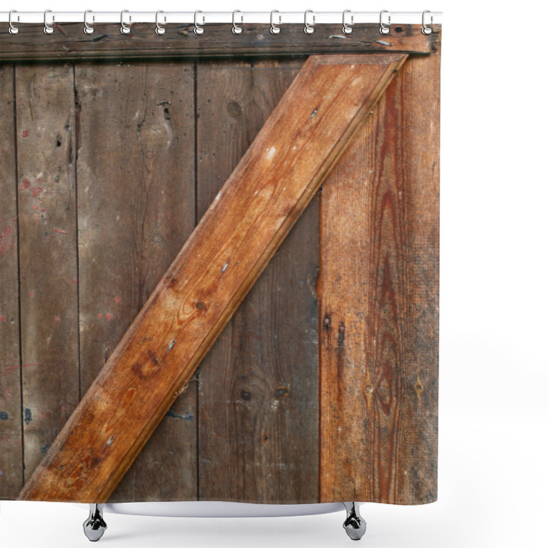 Personality  Close-up Image Of Ancient Rustic Wooden Door Shower Curtains