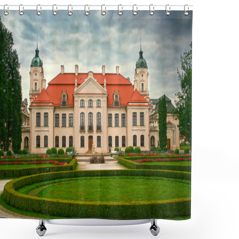 Personality  The Kozlowka Palace Shower Curtains