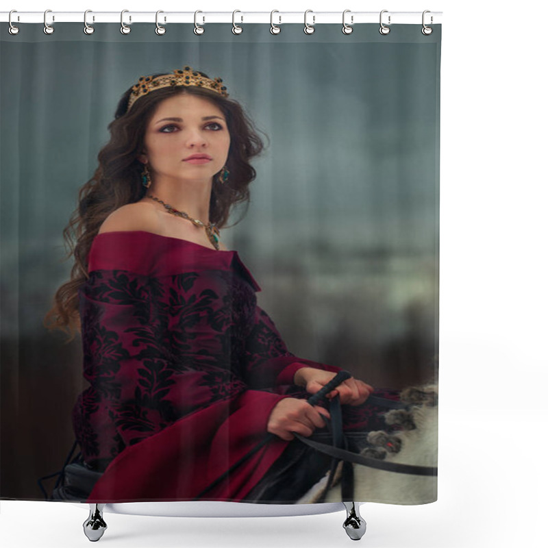 Personality  Medieval Queen Portrait  Shower Curtains