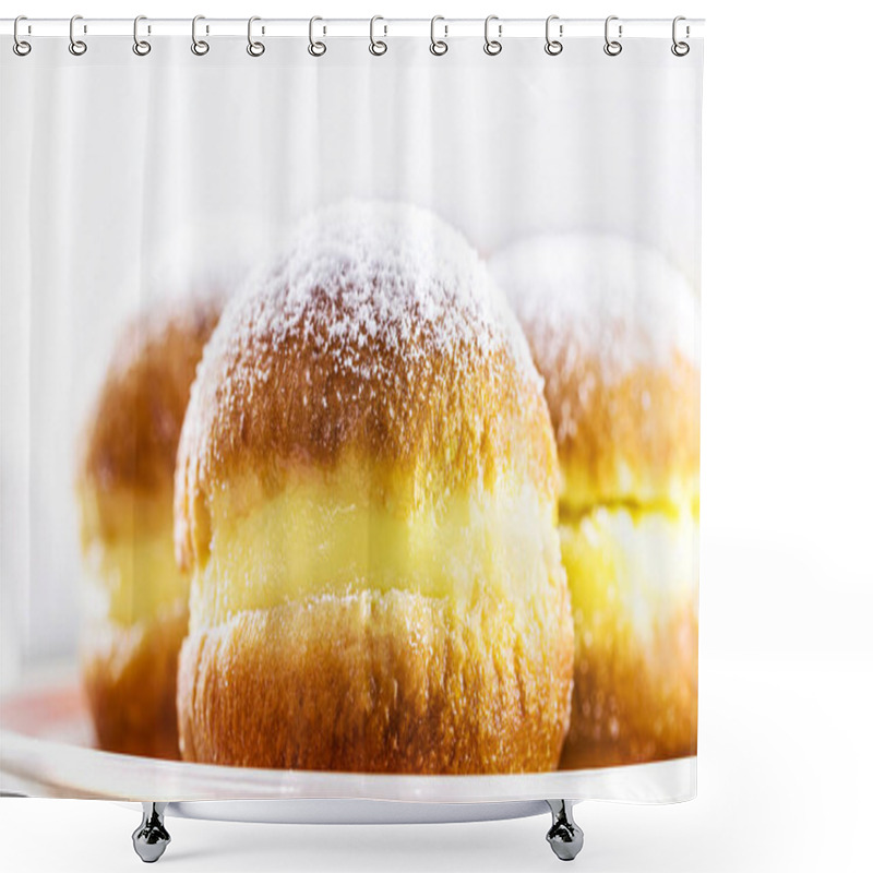 Personality  Sweet Bread Or Donut With Sugar And Stuffed With Cream, Called In Brazil As A Bakery Dream And In Germany As Berliner Ballen Shower Curtains