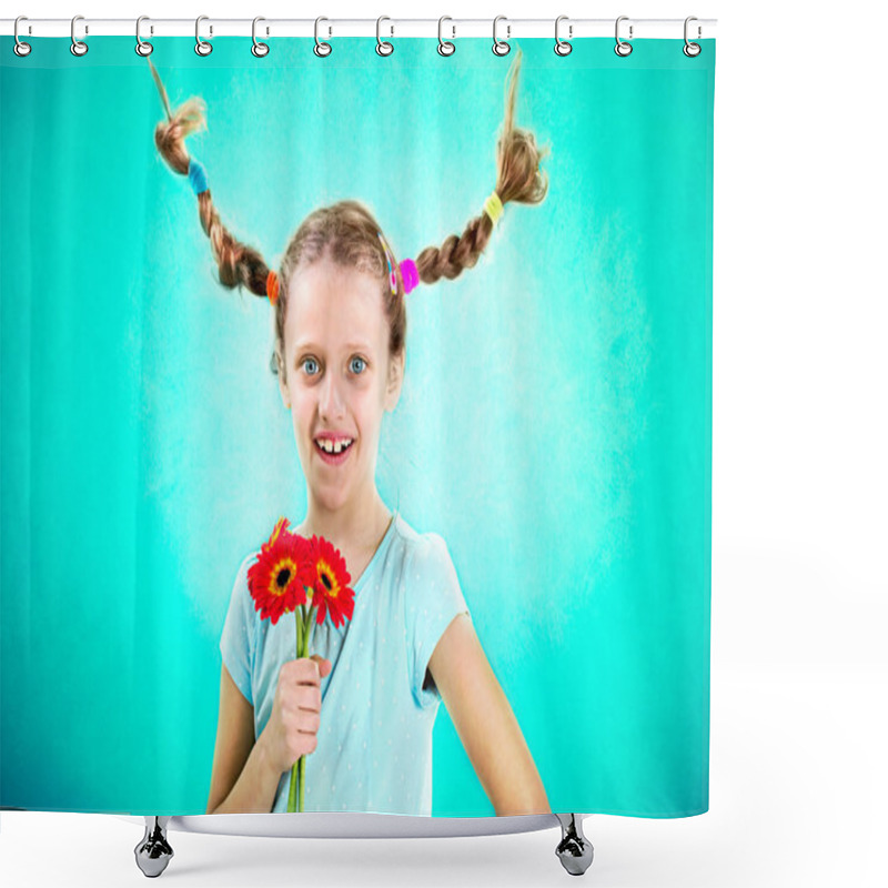 Personality  Cool And Funny Girl Showing Her Flowers Shower Curtains