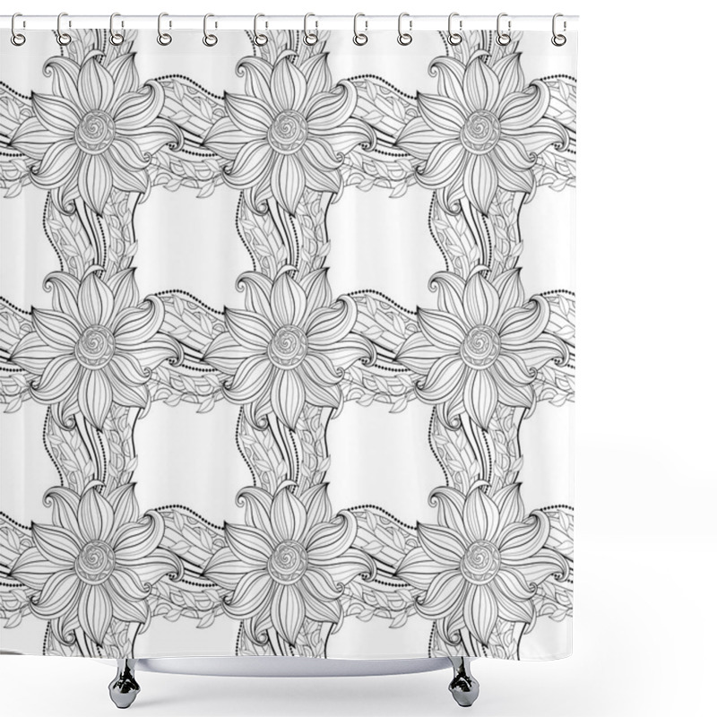 Personality  Seamless Abstract Monochrome Floral Pattern Shower Curtains