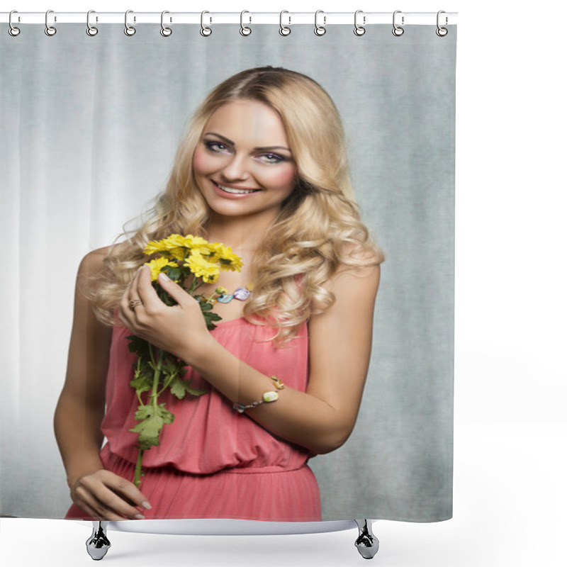 Personality  Happy Spring Flower Girl Shower Curtains