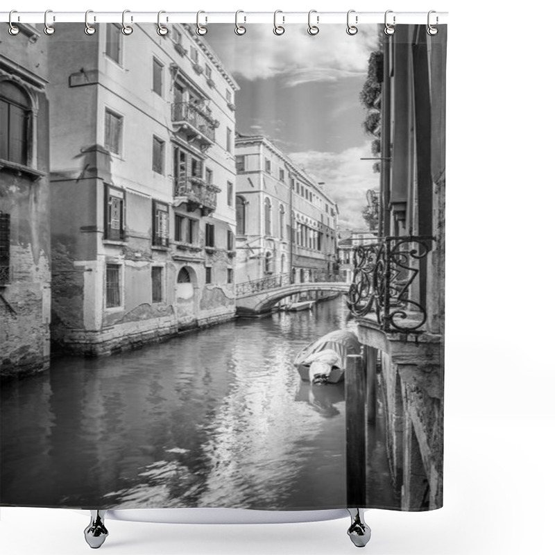 Personality  B&W Narrow Canal With Silky Water In Venice, Italy Shower Curtains