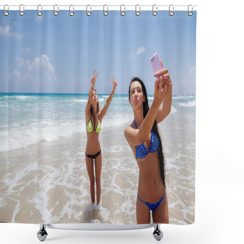 Personality  Happy Gilrls Selfie On Beach Shower Curtains