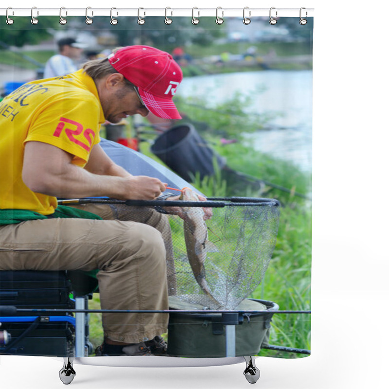 Personality  Fishing Competition Shower Curtains