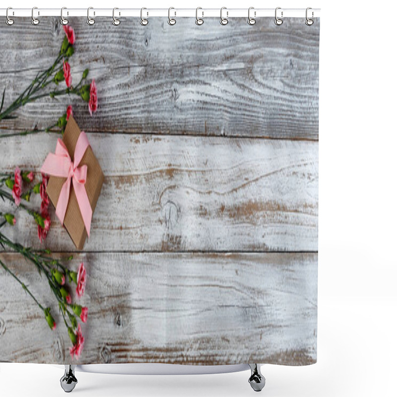 Personality  Real Pink Carnation Flowers And Giftbox On Left Side Of Rustic Wooden Planks For Mothers Day Or Valentines Holiday  Shower Curtains