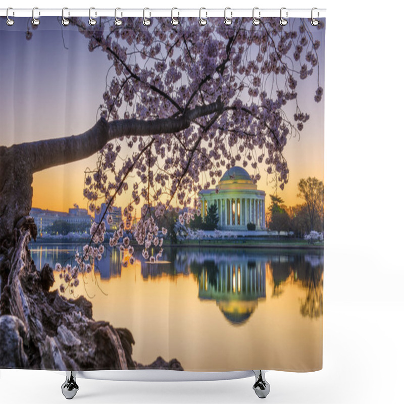 Personality  Washington DC Spring Shower Curtains