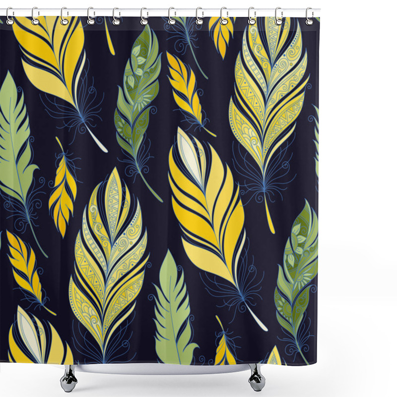 Personality  Seamless Pattern With Feathers Shower Curtains