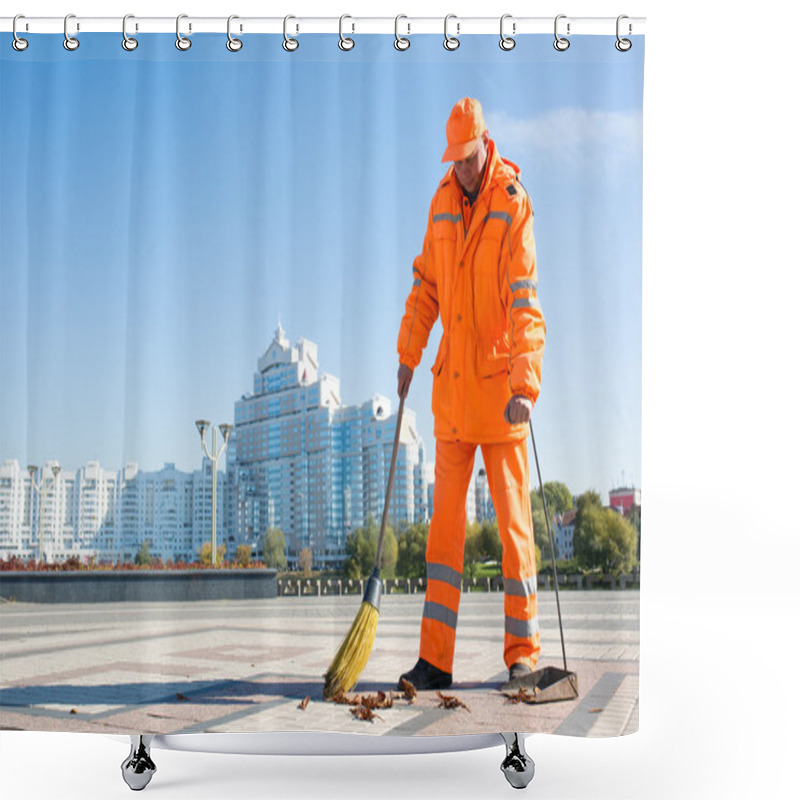 Personality  Road Sweeper Cleaning City Street With Broom Tool Shower Curtains