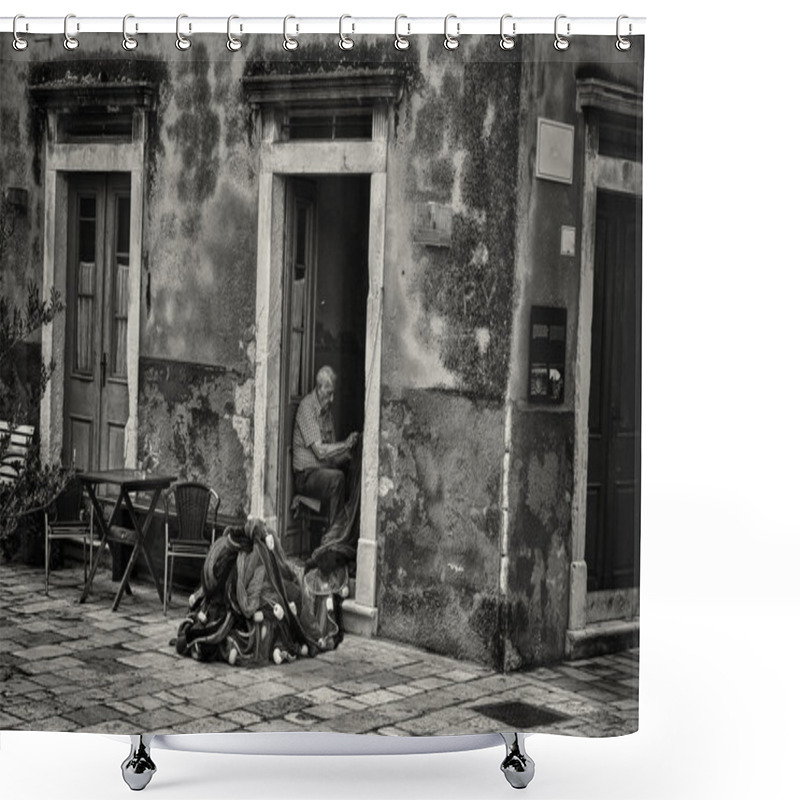 Personality  Old Fisherman Shower Curtains